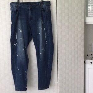 Poetic Justice Specializes  in woman’s Jeans size 18R color blue washable #593